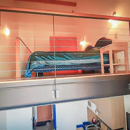 City Beach Apartment *