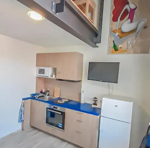 City Beach Apartment